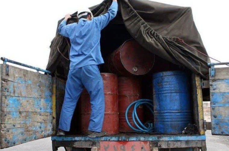 پرونده قاچاق ۴ هزار و ۳۲۸ لیتر پرونده قاچاق ۴ هزار و ۳۲۸ لیتر