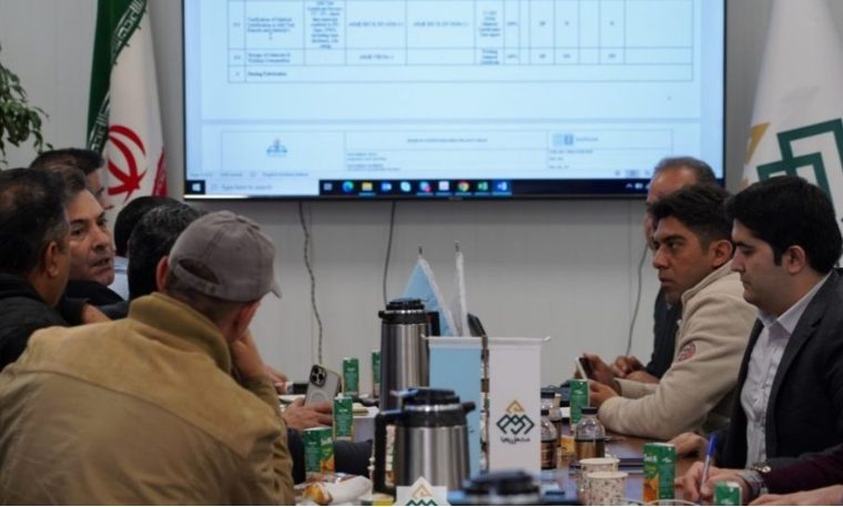 نشست مشترک شرکت های هلدینگ و پیمانکار در پروژه دوسان نشست مشترک شرکت های هلدینگ و پیمانکار در پروژه دوسان