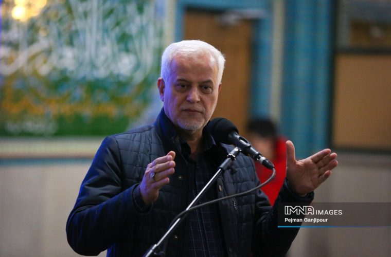 جابهجایی۵۲۰ هزار اصفهانی با اتوبوس و مترو در هر روز جابهجایی۵۲۰ هزار اصفهانی با اتوبوس و مترو در هر روز