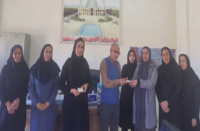 تقدیر از بانوان همکار مخابرات بادرود