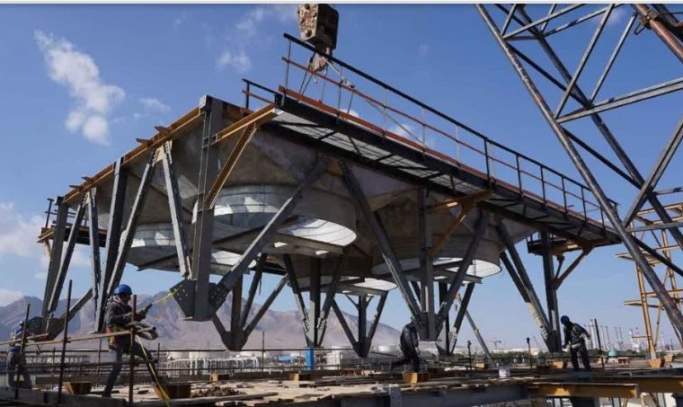 عملیات نصب کولرهای هوایی پروژه RHU پتروپالایش سهروردی آغاز شد