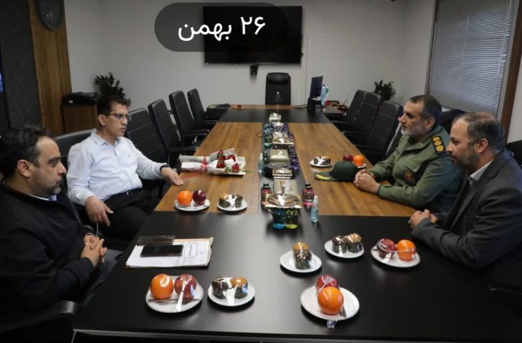 بازدید فرمانده ناحیه مقاومت بسیج شاهین شهر از هلدینگ پتروپالایش اصفهان بازدید فرمانده ناحیه مقاومت بسیج شاهین شهر از هلدینگ پتروپالایش اصفهان