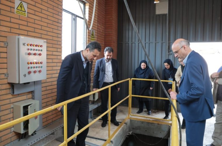 بازدید معاون راهبری و نظارت بر بهره برداری شرکت مهندسی آب و فاضلاب کشور از ایستگاه پمپاژ فاضلاب جنوب شرق اصفهان و مرکز پایش و راهبری تاسیسات اب و چاههای فلمن بازدید معاون راهبری و نظارت بر بهره برداری شرکت مهندسی آب و فاضلاب کشور از ایستگاه پمپاژ فاضلاب جنوب شرق اصفهان و مرکز پایش و راهبری تاسیسات اب و چاههای فلمن