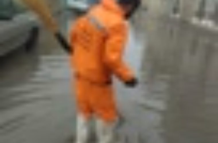 به کارگیری ظرفیتهای متنوع خدمات شهری برای تسهیل تردد در شهر اصفهان همزمان با نزول بارشهای جوی به کارگیری ظرفیتهای متنوع خدمات شهری برای تسهیل تردد در شهر اصفهان همزمان با نزول بارشهای جوی