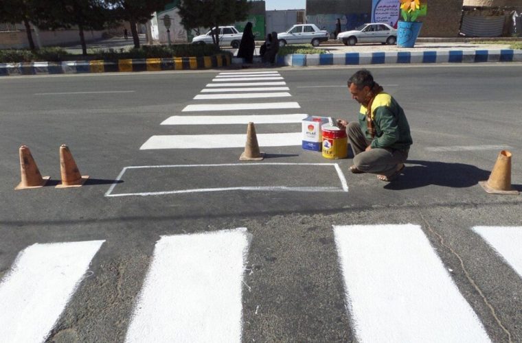خطکشی معابر شهری اصفهان با ۳۵ میلیارد تومان اعتبار خطکشی معابر شهری اصفهان با ۳۵ میلیارد تومان اعتبار