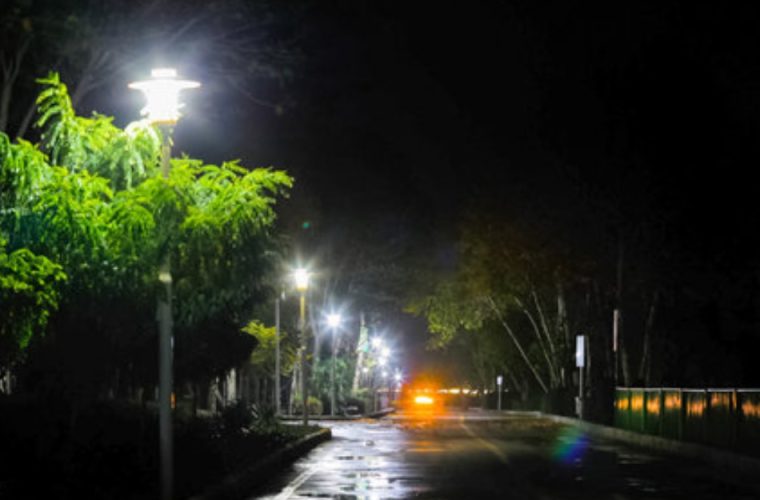 تجهیز روشنایی مادی خرم، باغ غدیر و پارک جانبازان در سال جاری تجهیز روشنایی مادی خرم، باغ غدیر و پارک جانبازان در سال جاری