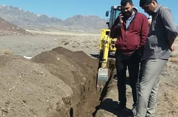 آغاز حفاری مسیر خط انتقال آبرسانی مجتمع دولت آباد تودشک