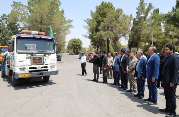 تقدیر رئیس کمیته آب و برق پایدار ستاد مرکزی اربعین حسینی وزارت نیرو از مدیر عامل آبفای استان اصفهان تقدیر رئیس کمیته آب و برق پایدار ستاد مرکزی اربعین حسینی وزارت نیرو از مدیر عامل آبفای استان اصفهان