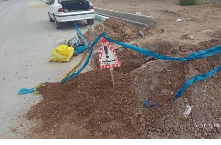 توسعه شبکه آب در خیابان مهرگان نجف آباد