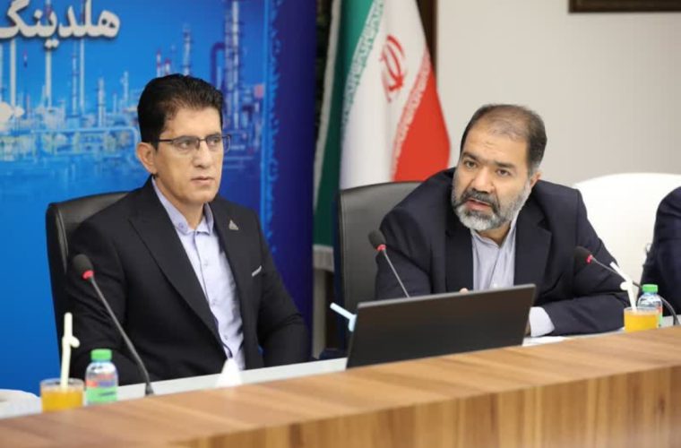 طرح انتقال آب برای اصفهان با حمایت صنایع بزرگ درمدارپیشرفت وشکوفایی است طرح انتقال آب برای اصفهان با حمایت صنایع بزرگ درمدارپیشرفت وشکوفایی است