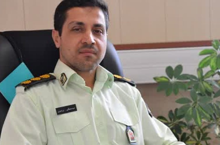 قدرت نمایی و انتشار هرگونه تصاویر رعبآور با سلاح گرم و سرد در فضای مجازی جرم است قدرت نمایی و انتشار هرگونه تصاویر رعبآور با سلاح گرم و سرد در فضای مجازی جرم است