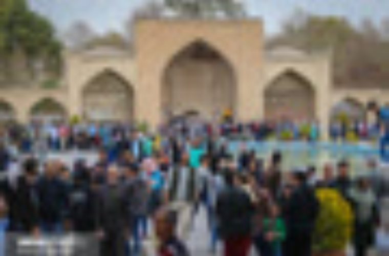 اسکان بیش از ۲۰ هزار مسافر در شامگاه ۲۱ فروردین ماه در اصفهان اسکان بیش از ۲۰ هزار مسافر در شامگاه ۲۱ فروردین ماه در اصفهان