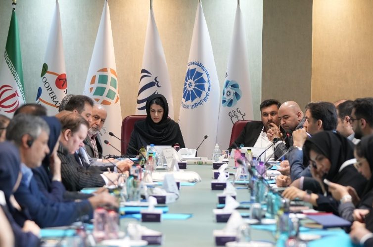 میزگرد مشارکت اتاقهای بازرگانی در تحقق اهداف توسعه پایدار SDGs برگزار شد میزگرد مشارکت اتاقهای بازرگانی در تحقق اهداف توسعه پایدار SDGs برگزار شد