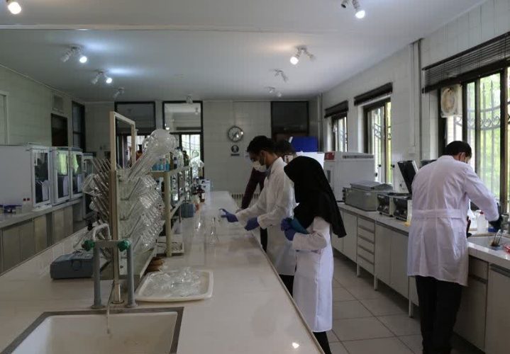 هزار آزمون کیفی در آزمایشگاه های آب آبفای استان اصفهان