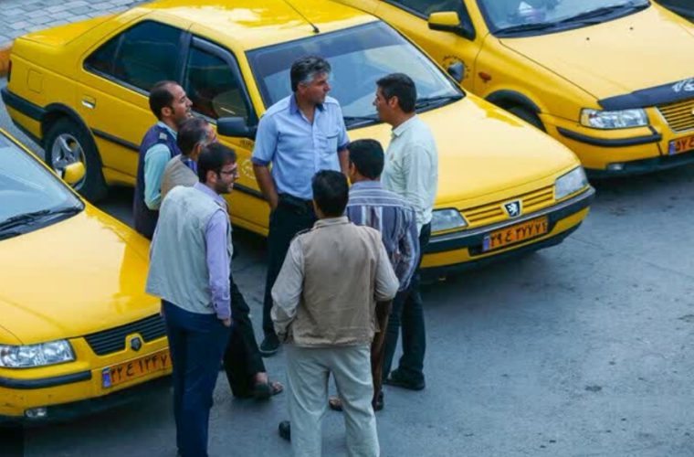 اجرای طرح بیمه تکمیل درمان برای رانندگان تاکسی برای نخستین بار در اصفهان