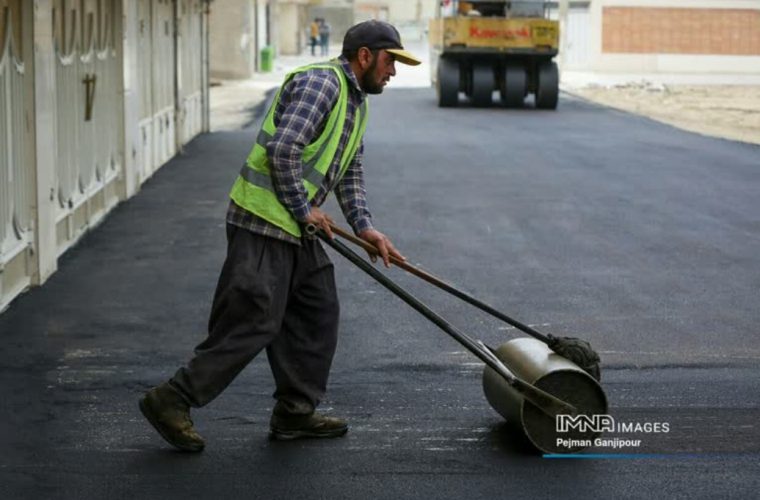 اجرای ۳۰ هزار مترمربع لکهگیری، روکش، زیرسازی و آسفالت در منطقه ۵ طی سه ماهه نخست امسال اجرای ۳۰ هزار مترمربع لکهگیری، روکش، زیرسازی و آسفالت در منطقه ۵ طی سه ماهه نخست امسال