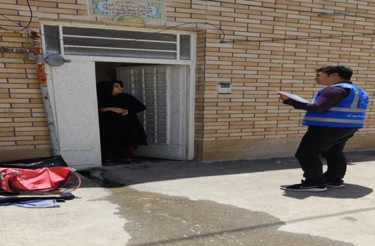 فعالیت مروجین مصرف آب درآغاز هفته صرفه جویی در سطح شهر های دهاقان، گلشن و روستاها