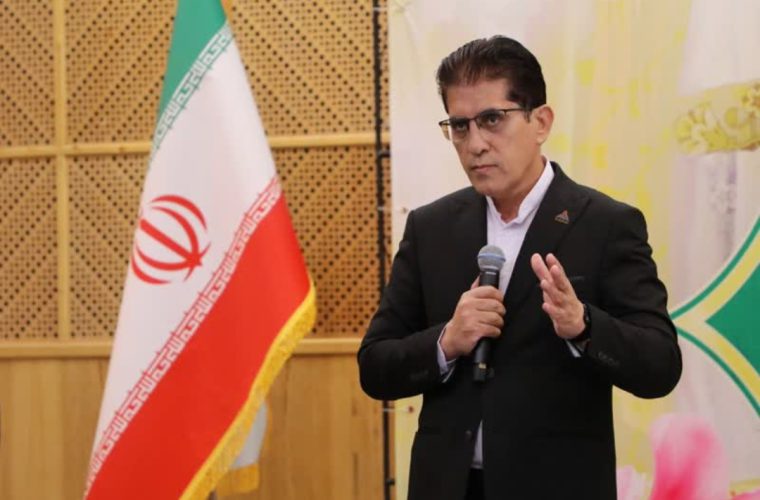 شهید رئیسی توانست تمام مشکلات دولت یازدهم و دوازدهم را مدیریت کند