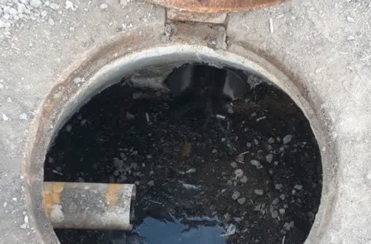 شناسائی و کشف ۱۷  فقره انشعاب غیر مجاز فاضلاب در منطقه فولادشهر