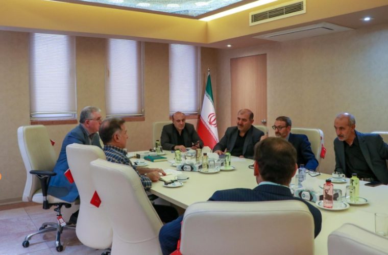 بررسی مشکلات فعالان اقتصادی، در پنجمین میز خدمت تعزیرات حکومتی بررسی مشکلات فعالان اقتصادی، در پنجمین میز خدمت تعزیرات حکومتی