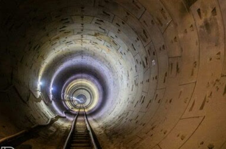 عقد قرارداد با کارخانه ذوب آهن برای ریلگذاری خط دو مترو اصفهان عقد قرارداد با کارخانه ذوب آهن برای ریلگذاری خط دو مترو اصفهان