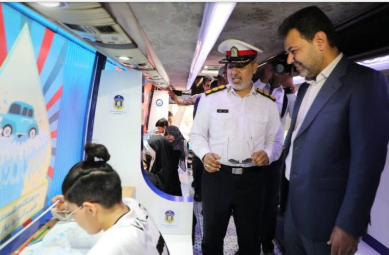 در راستای فرهنگ سازی مدیریت مصرف آب ، پلیس راه استان هم به میدان آمد