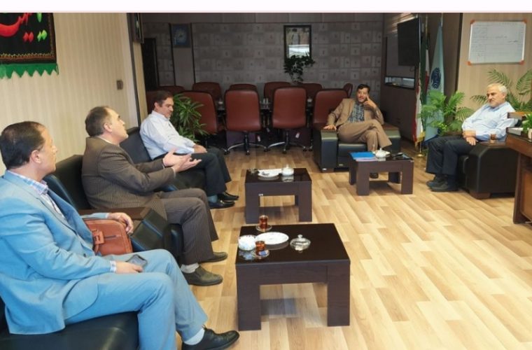 دیدار شهردار نطنز با مدیر مخابرات منطقه اصفهان