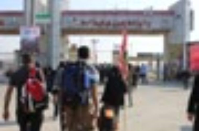 نصب سایهبان در محدوده پایانه مرز «چذابه» توسط شهرداری اصفهان نصب سایهبان در محدوده پایانه مرز «چذابه» توسط شهرداری اصفهان