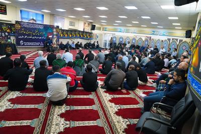 برگزاری مراسم پرفیض زیارت عاشورا در نفت و گاز مارون برگزاری مراسم پرفیض زیارت عاشورا در نفت و گاز مارون