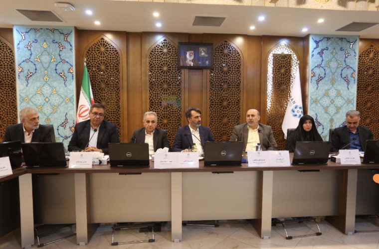 امضای تفاهم نامه همکاری توسعه اقتصاد دانش‌بنیان مرکز تحقیقات کشاورزی با اتاق اصفهان