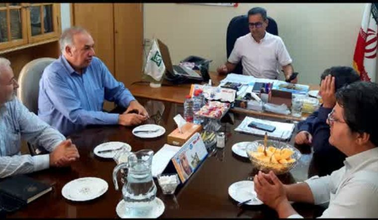 جلسه بررسی مشکلات و چالش‌های پیش‌روی حوزه دامپروری