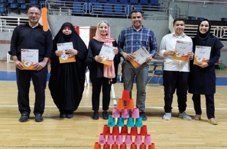 مسابقات لیوان چینی خانواده در مخابرات منطقه اصفهان برگزار شد مسابقات لیوان چینی خانواده در مخابرات منطقه اصفهان برگزار شد