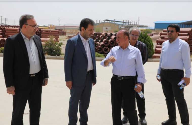 بازدید مدیرعامل آبفای استان اصفهان از کارخانه پرشیا سفال آب اصفهان