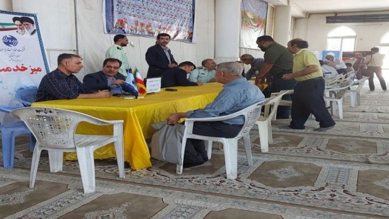 برپایی میز خدمت مخابراتی در نماز جمعه زرین شهر برپایی میز خدمت مخابراتی در نماز جمعه زرین شهر