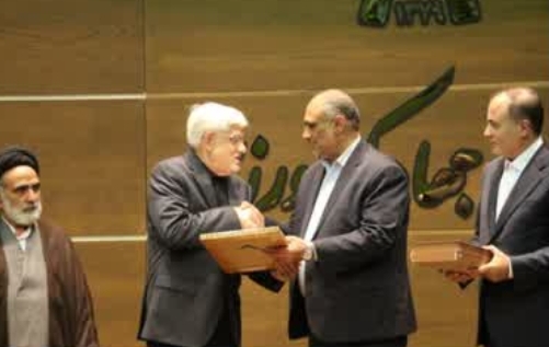 آئین تودیع محمدعلی نیکبخت و معارفه غلامرضا نوری قزلجه وزرای سابق و جدید جهاد کشاورزی