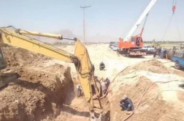 عملیات رفع حادثه خط انتقال آب ۱۴۰۰ میلی متر شهر اصفهان عملیات رفع حادثه خط انتقال آب ۱۴۰۰ میلی متر شهر اصفهان