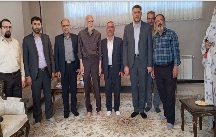 دیدار با خانواده جانباز پیشکسوت مخابراتی