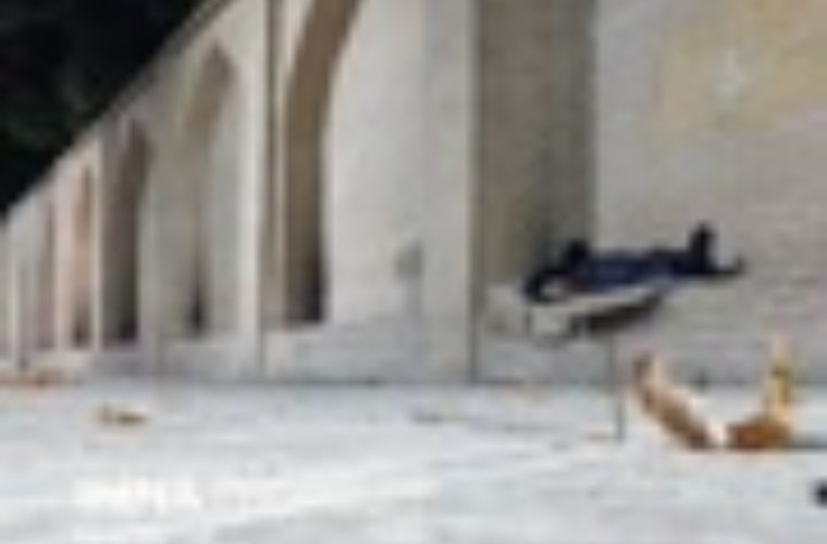 اجرای طرح ساماندهی کارتنخوابها در منطقه ۳ اجرای طرح ساماندهی کارتنخوابها در منطقه ۳