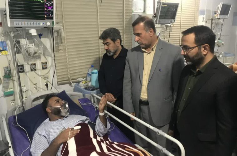 در اولین روز کاری انجام شد؛ عیادت مدیرعامل شرکت آبفا اهواز از کارگر فاضلاب