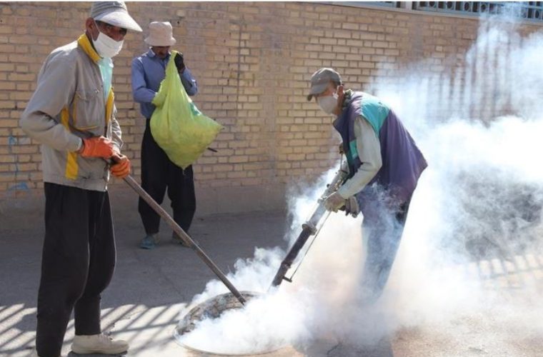 اتمام مرحله اول عملیات سم پاشی ۱۰هزار منهول فاضلاب برخوار