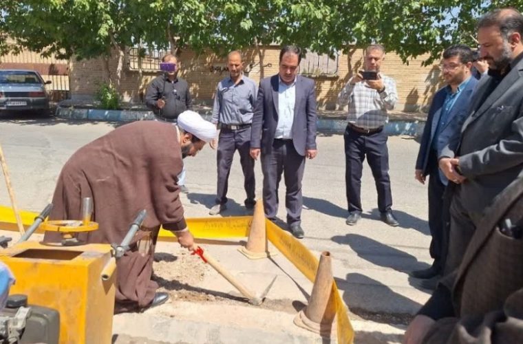 افتتاح پروژه های مخابراتی در شهرستان لنجان افتتاح پروژه های مخابراتی در شهرستان لنجان