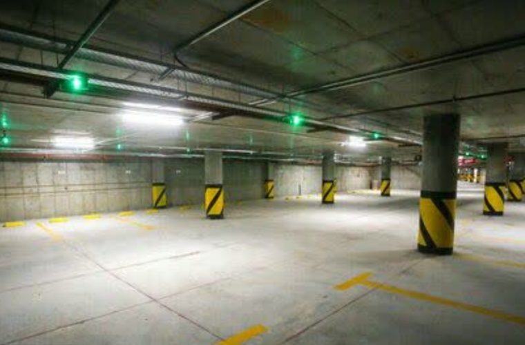 آغاز فاز دوم تعمیر پارکینگ‌های مسقف اصفهان با ۶.۵ میلیارد تومان اعتبار