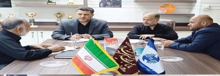 برپایی میز خدمت جهادی به نیت شهدای استان اصفهان