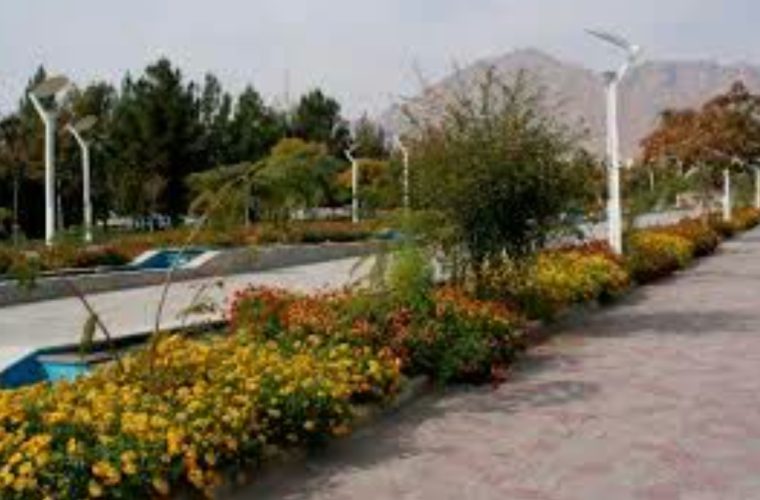 اجرا و توسعه سیستم آبیاری قطره‌ای در سپاهان‌شهر