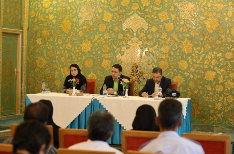 برگزاری جلسه هم اندیشی رابطین درمان آبفای استان اصفهان  با کارشناسان بیمه ایران