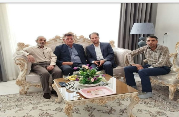 دیدار رئیس مخابرات تیران و کرون با ایثارگران و جانبازان دیدار رئیس مخابرات تیران و کرون با ایثارگران و جانبازان