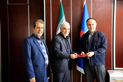 فرماندار رامشیر از مدیرعامل نفت و گاز مارون تقدیر کرد فرماندار رامشیر از مدیرعامل نفت و گاز مارون تقدیر کرد