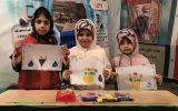 قهرمانان کوچک حامی آب در نمایشگاه دفاع مقدس شهر بهارستان