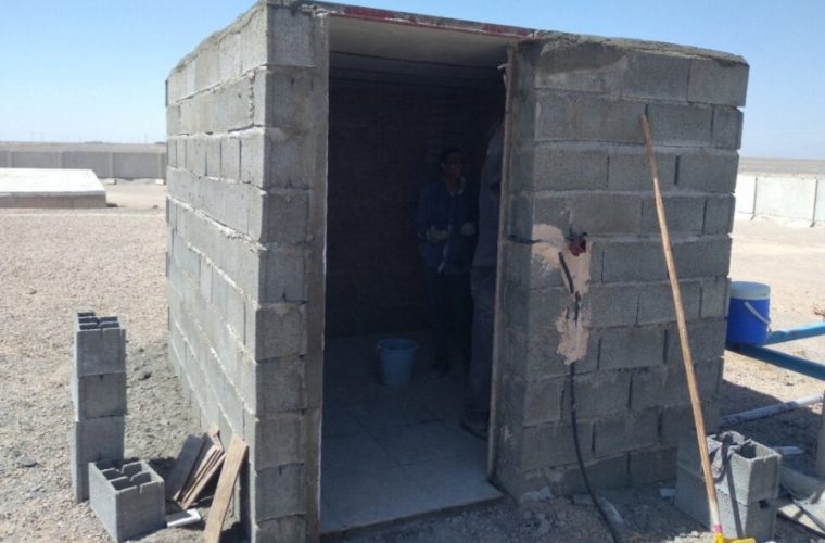 راه اندازی اتاق کلر زنی و دستگاه کلر زن مایعی در مخازن ذخیره آب شهر ورزنه