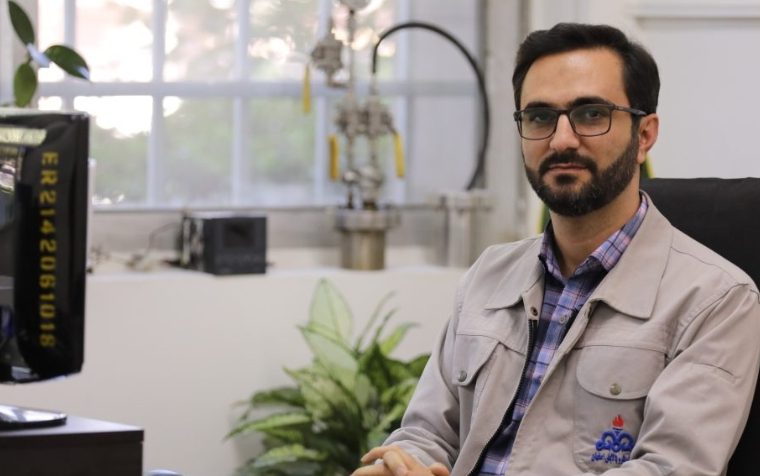 دکتر وحید جوانبخت پژوهشگر شرکت پالایش نفت اصفهان در جمع ۲ درصد دانشمندان برتر جهان قرار گرفت